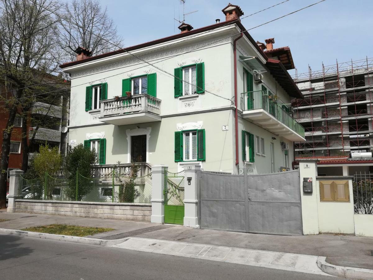 Agli Oleandri Appartamento In Villa Con Con Parcheggio Гориция Экстерьер фото
